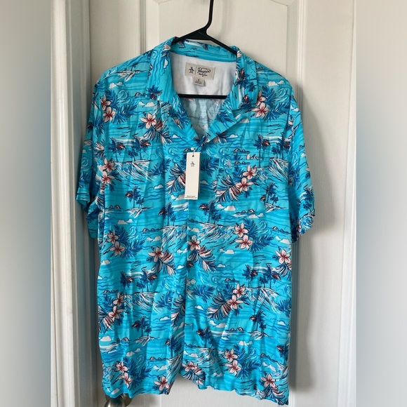 Penguin button up shirt size-Medium - Picture 1 of 5